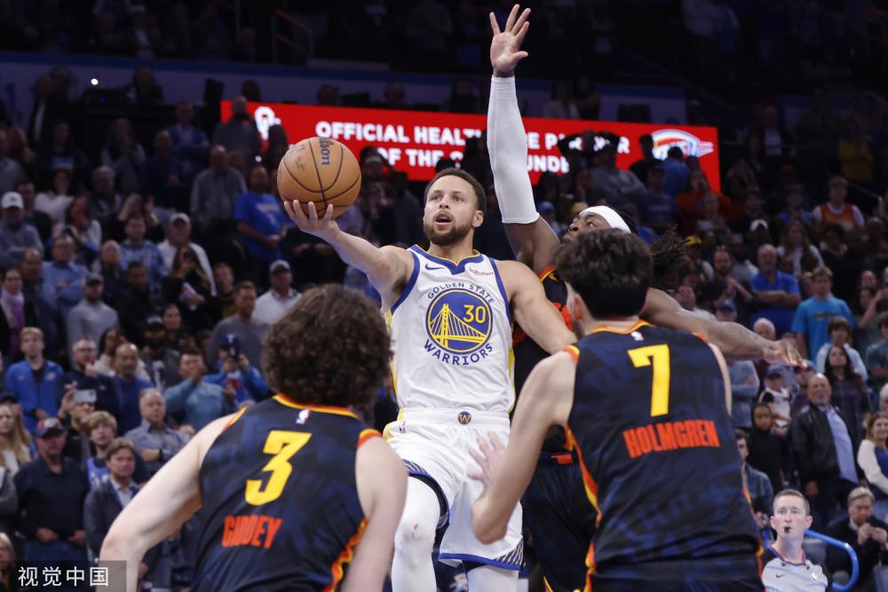 尤其在面对 尤其在面对