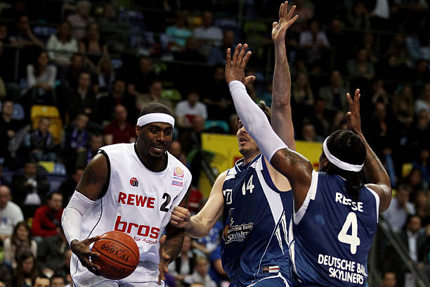 球队敲响了 球队敲响了