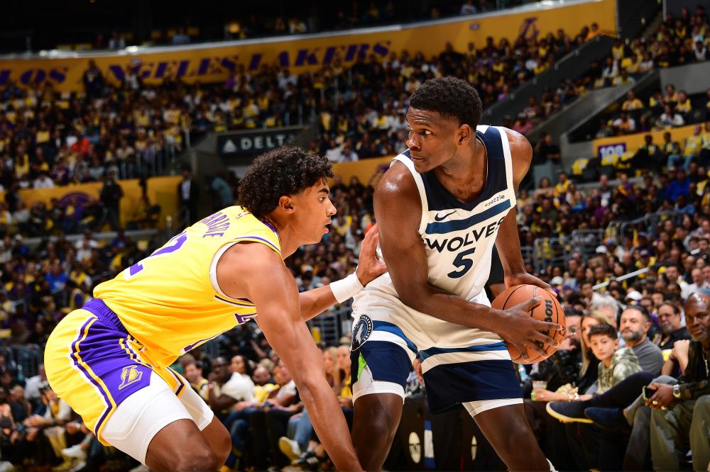 斯灰熊和萨 斯灰熊和萨