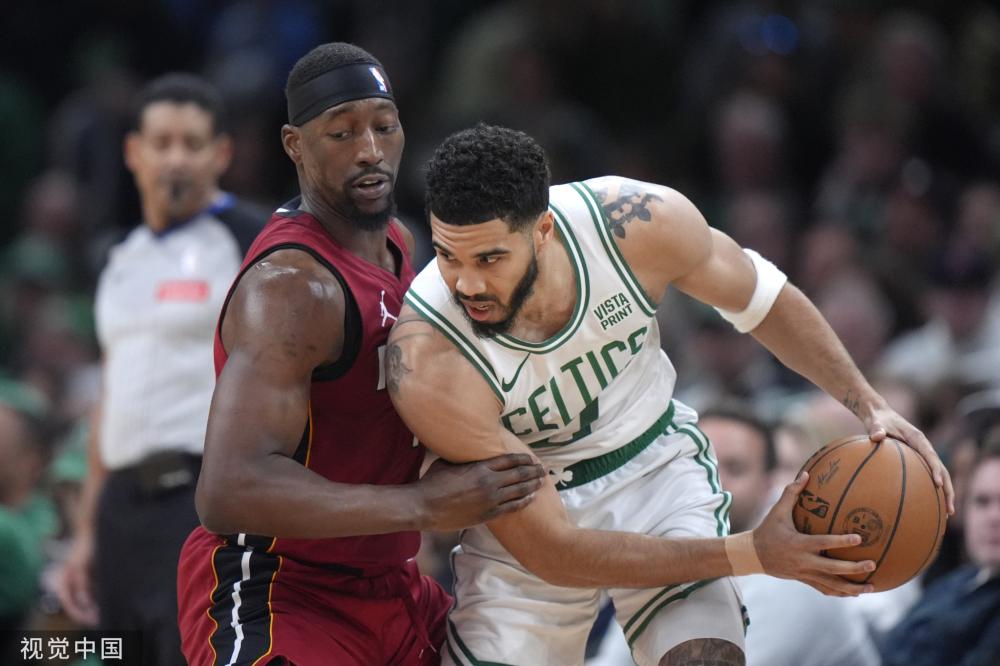 禁区的压制 禁区的压制