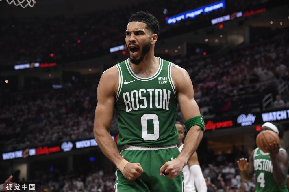 热身赛中 热身赛中